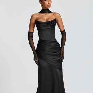 Babyboo Kensington gown SMALL worn once